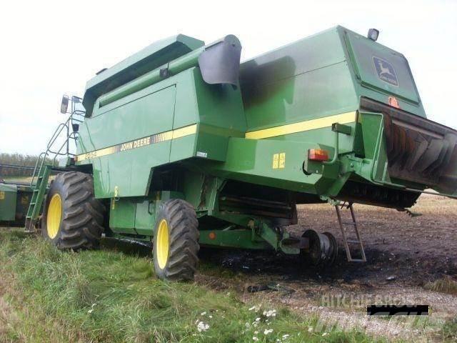John Deere 2054 Зернозбиральні комбайни