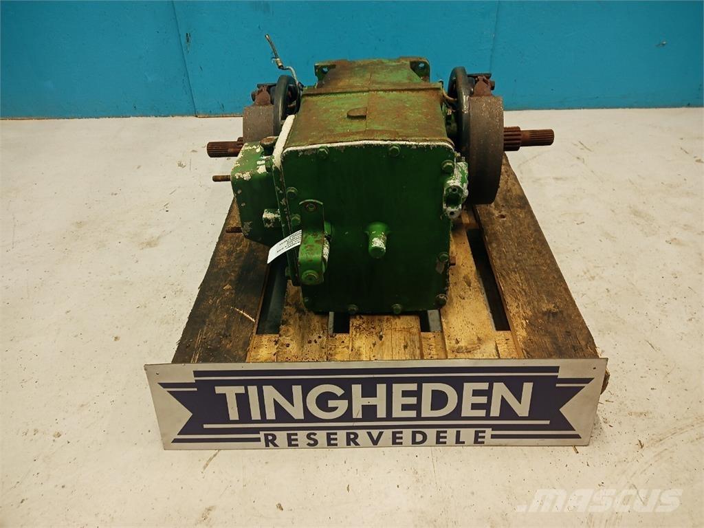 John Deere 2054 Коробка передач