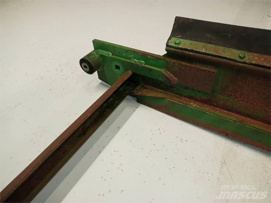John Deere 2054 Розсіювачі солі та піску