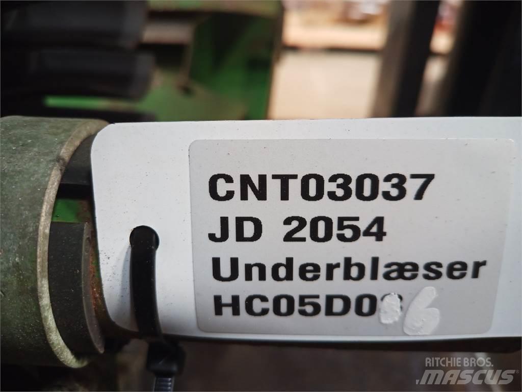 John Deere 2054 Розсіювачі солі та піску