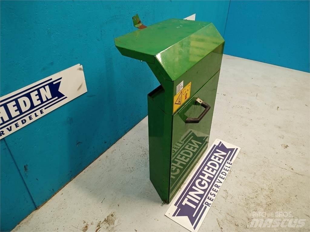 John Deere 2054 Сільгосптехніка - Інші