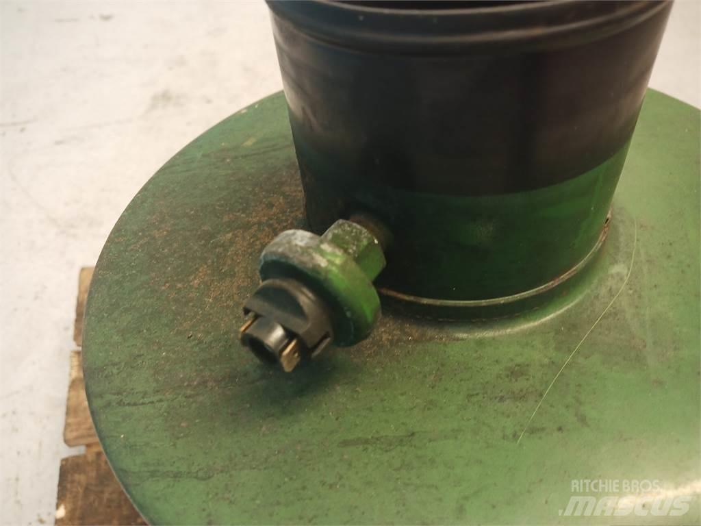 John Deere 2054 Двигуни