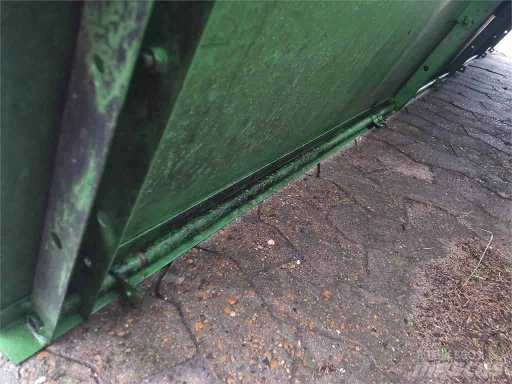 John Deere 2054 Сільгосптехніка - Інші