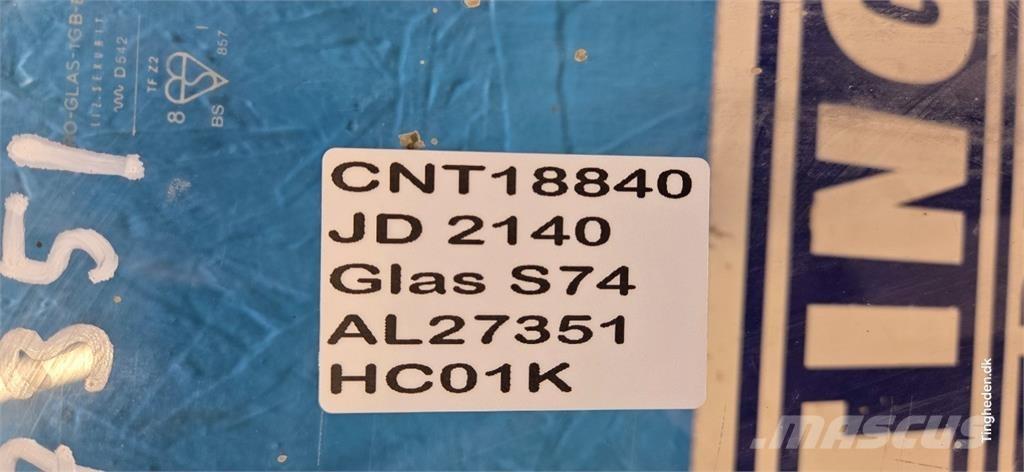John Deere 2140 Кабіна