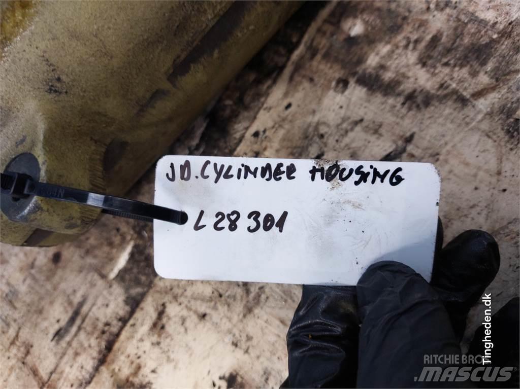 John Deere 2141 Гідравліка
