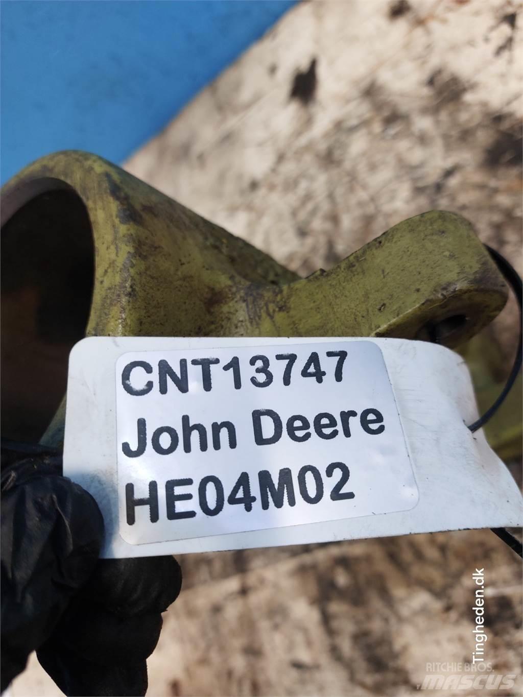 John Deere 2141 Гідравліка