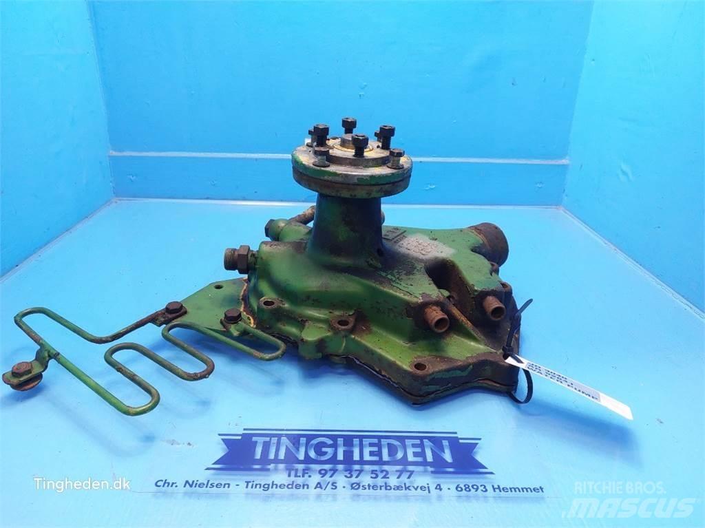 John Deere 3040 Двигуни