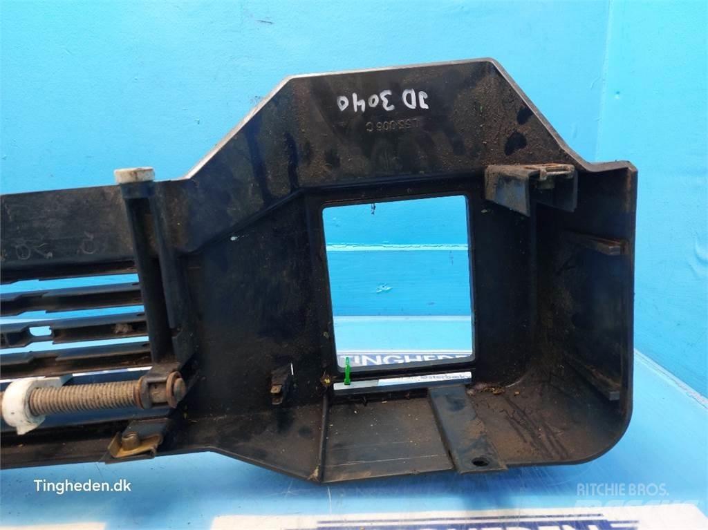 John Deere 3040 Кабіна