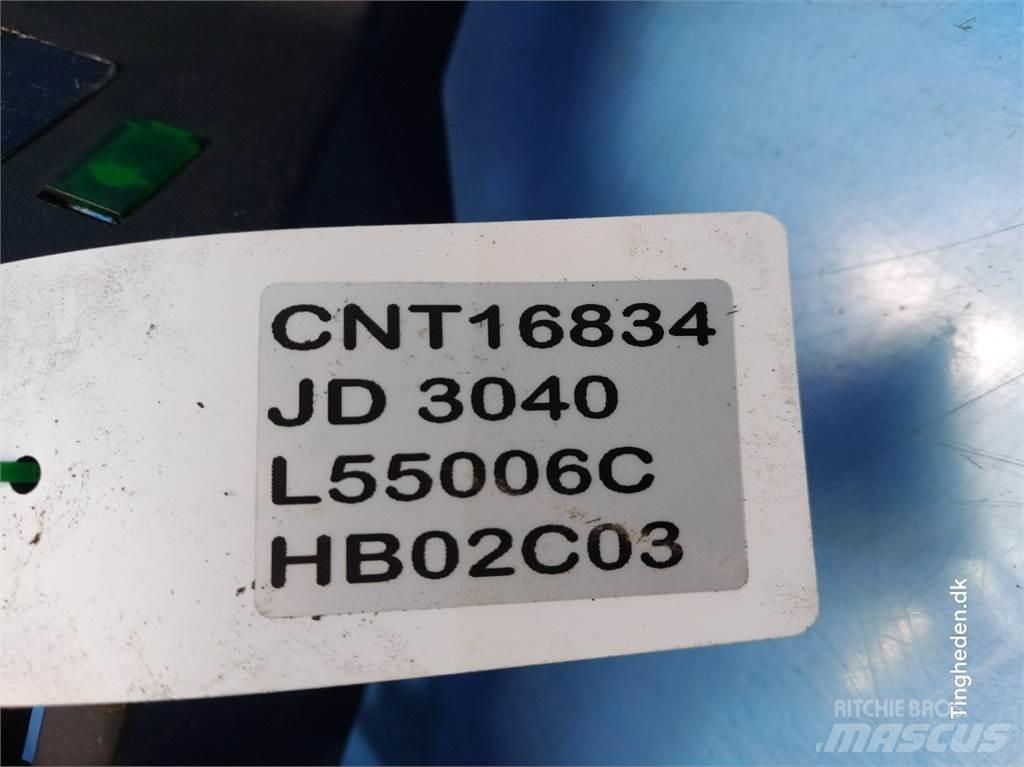 John Deere 3040 Кабіна