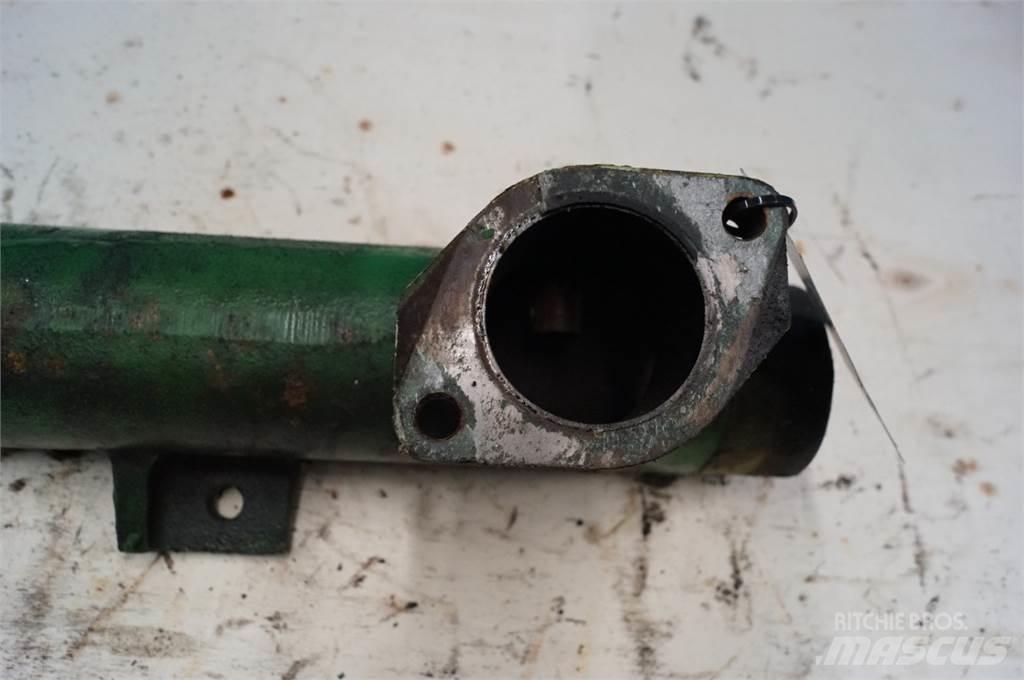 John Deere 3140 Двигуни