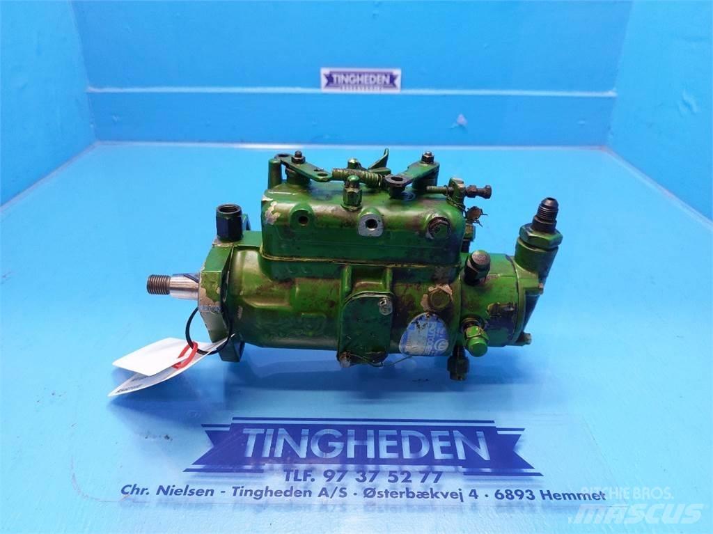 John Deere 3140 Двигуни