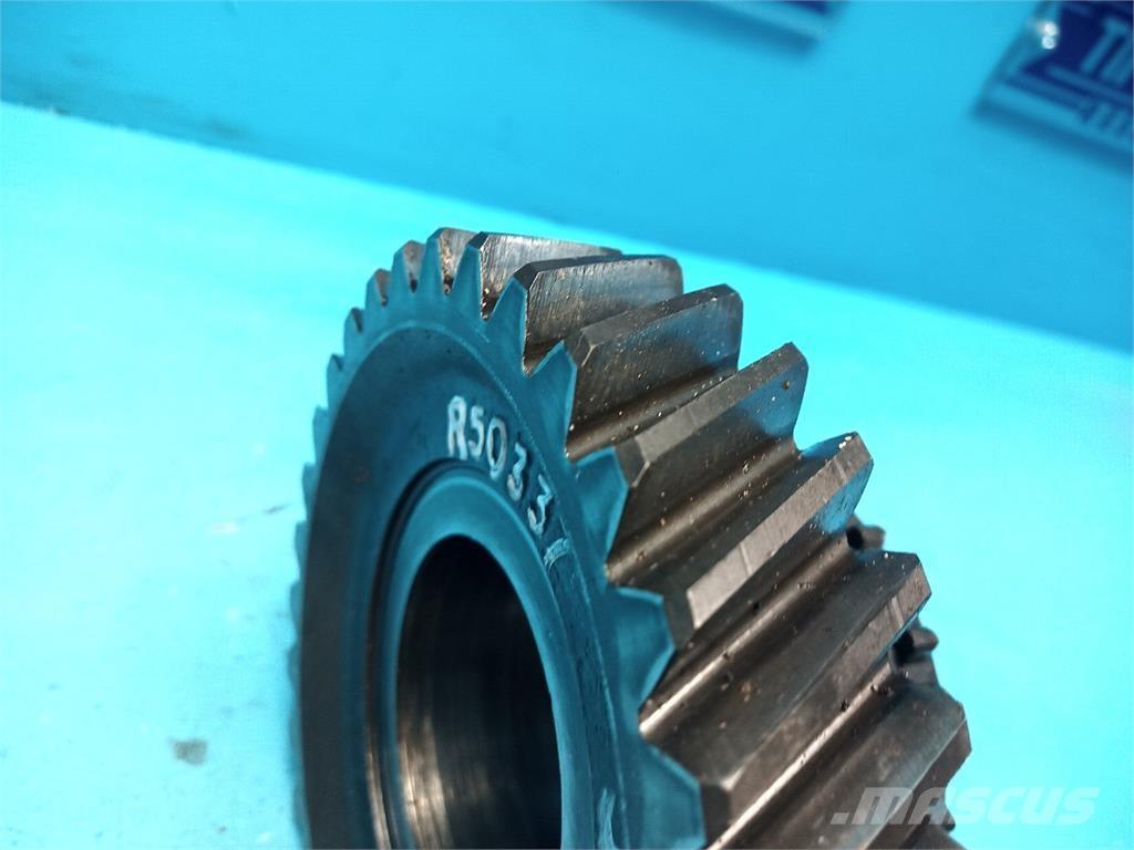 John Deere 4040 Коробка передач
