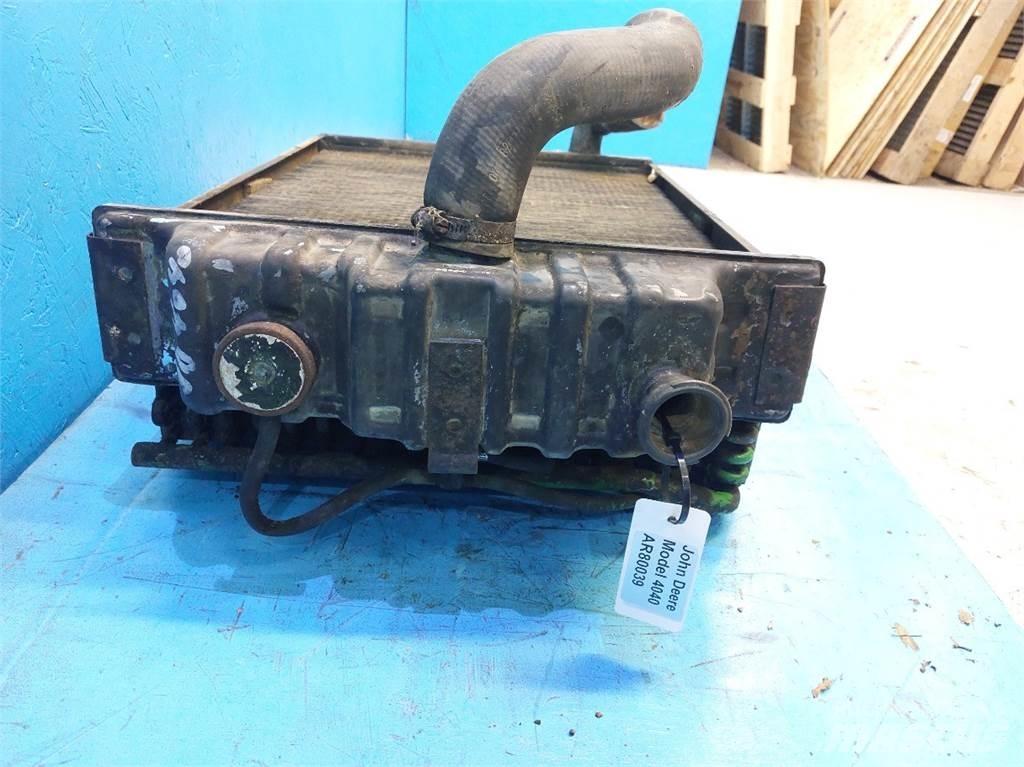 John Deere 4040 Радіатори