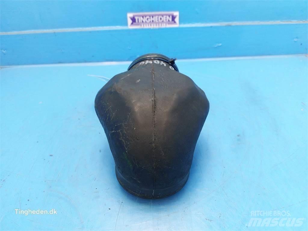 John Deere 4040 Двигуни