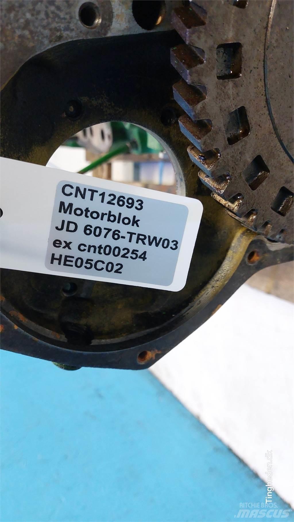 John Deere 4055 Двигуни