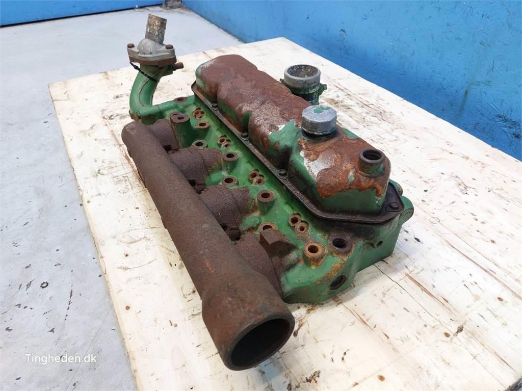 John Deere 4239 Двигуни