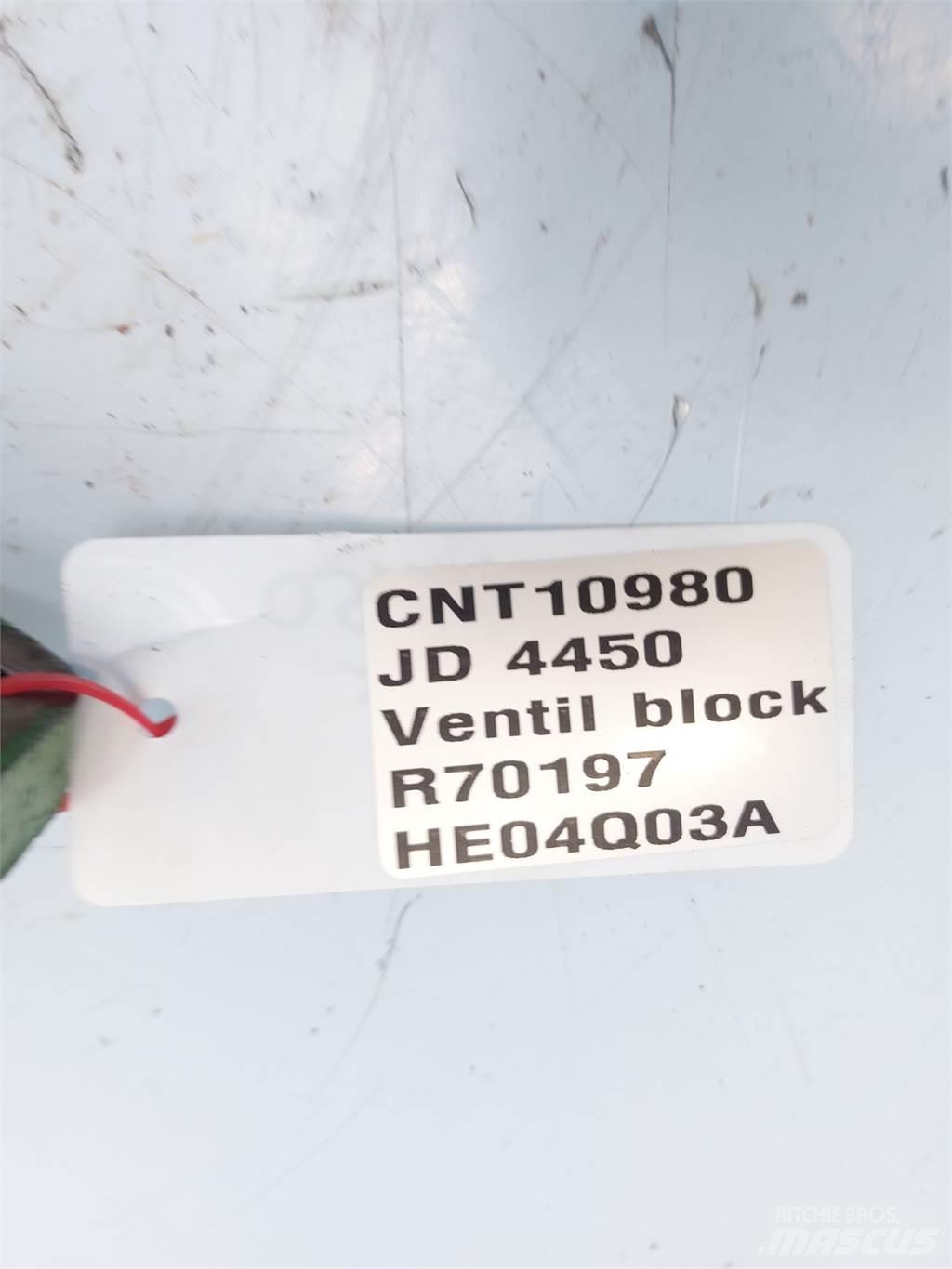 John Deere 4450 Гідравліка