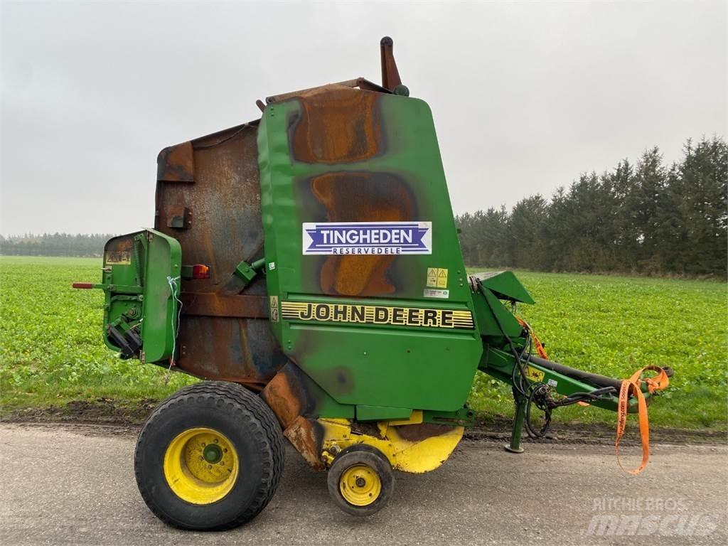John Deere 580 Рулонні прес-підбирачі