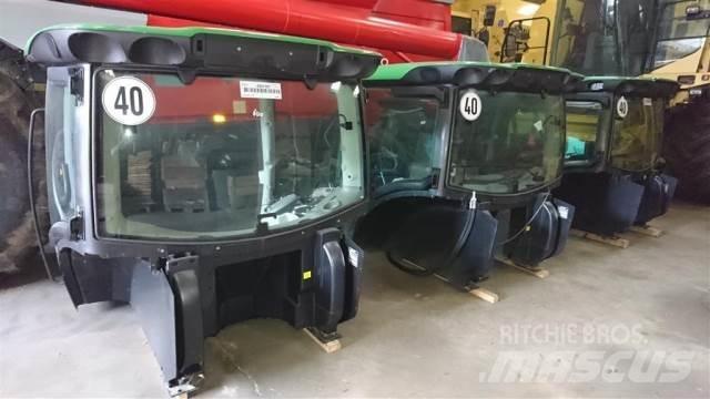 John Deere 6155 Кабіна