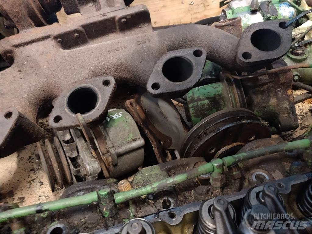 John Deere 6359T Двигуни