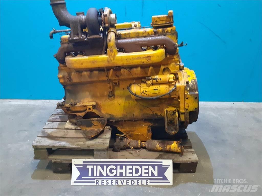 John Deere 644B Двигуни