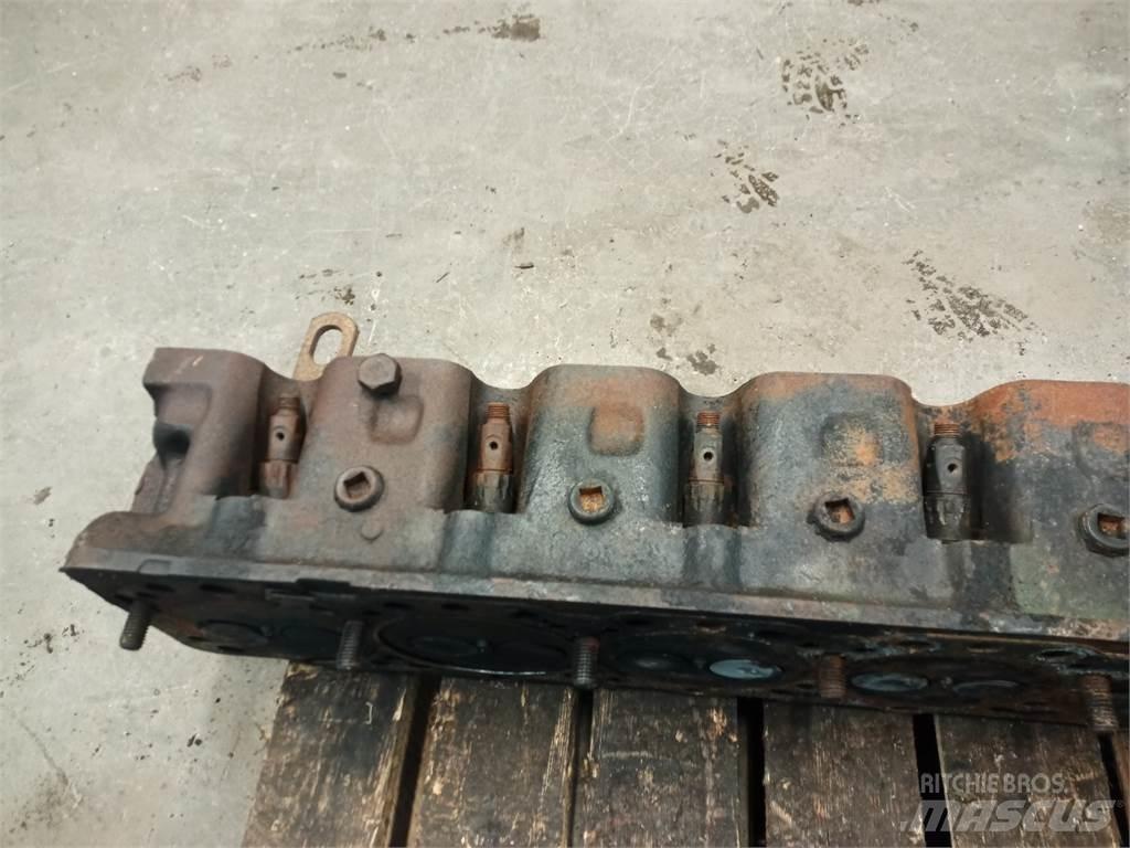 John Deere 6466 Двигуни