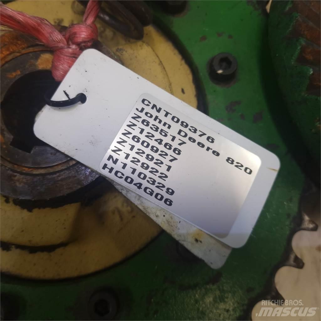 John Deere 820 Додаткове обладнання для збиральних комбайнів