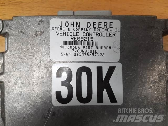 John Deere 8400 Електроніка