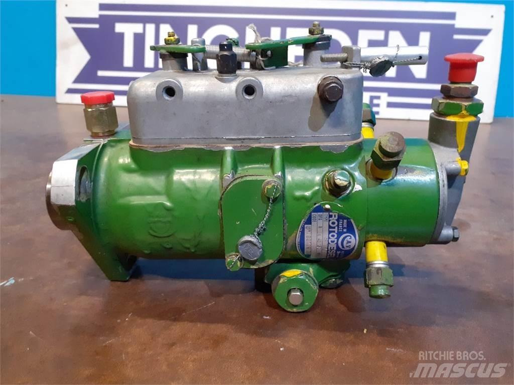 John Deere 935 Двигуни