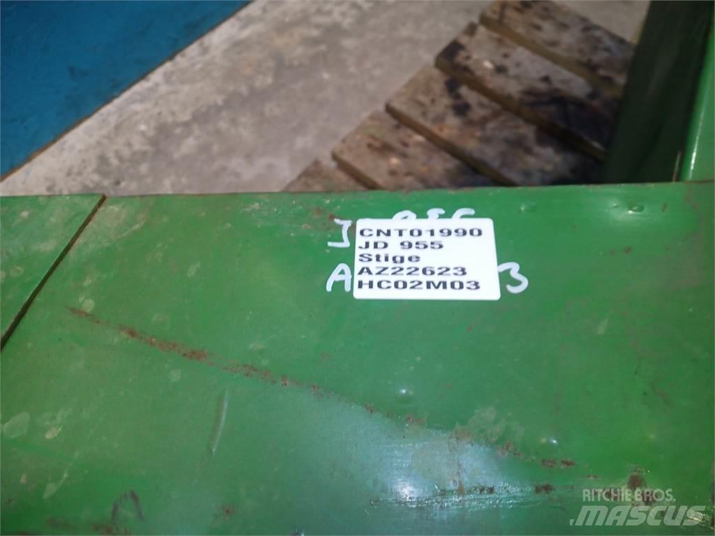 John Deere 955 Кабіна