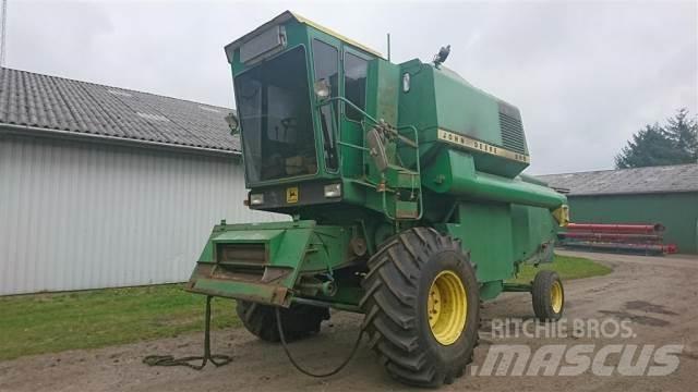 John Deere 965 Зернозбиральні комбайни