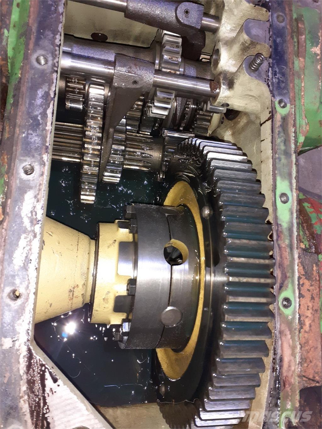John Deere 975 Коробка передач