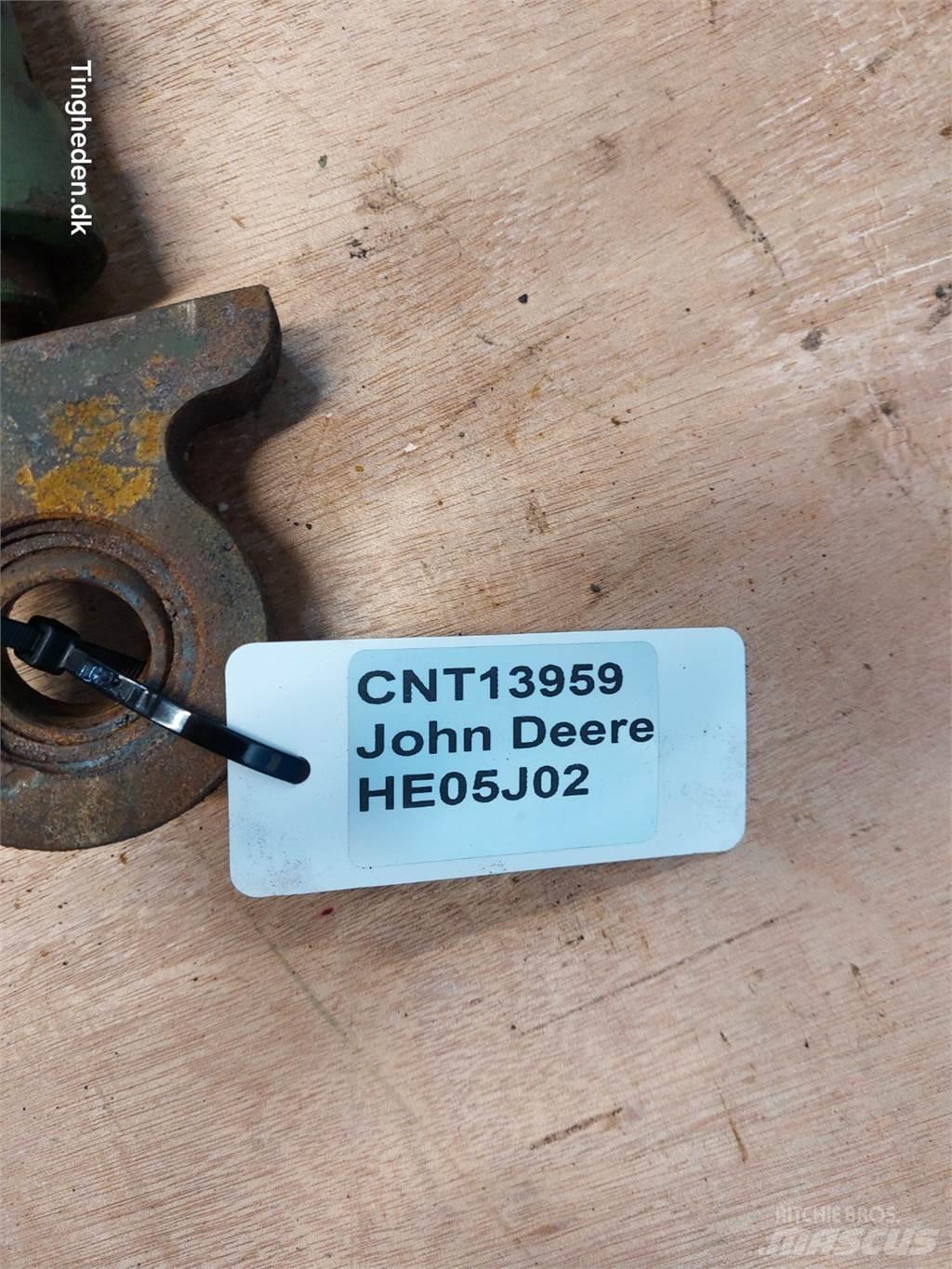 John Deere 975 Гідравліка