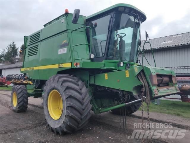 John Deere CTS Зернозбиральні комбайни