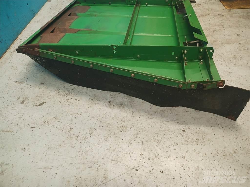 John Deere CTS Розсіювачі солі та піску