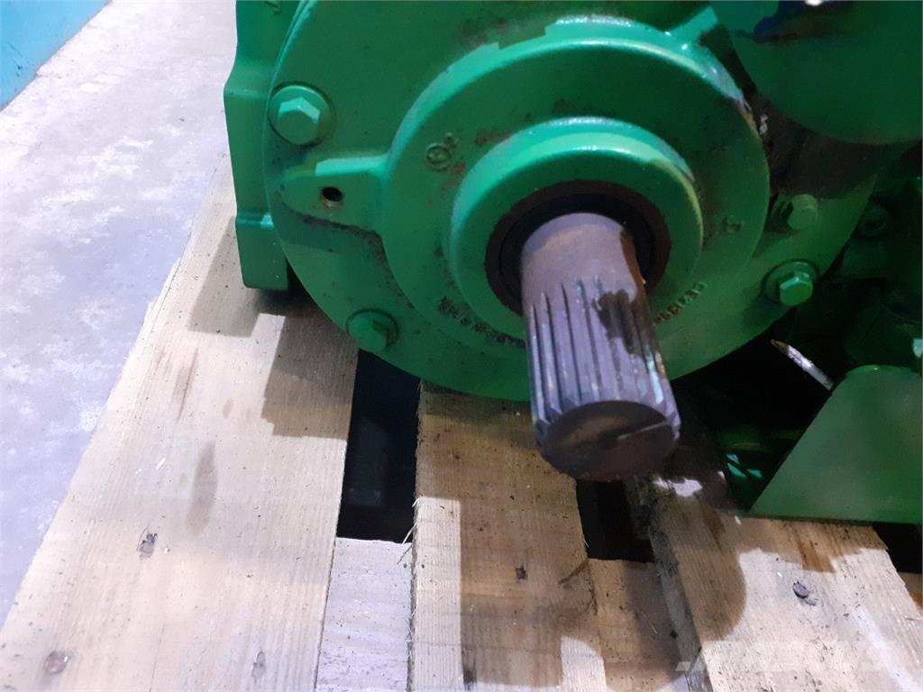 John Deere S670 Коробка передач