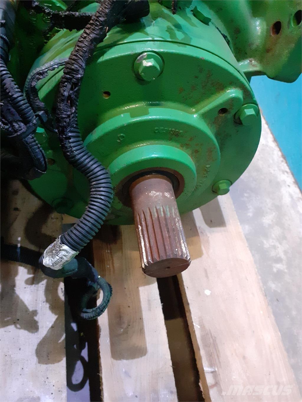 John Deere S670 Коробка передач
