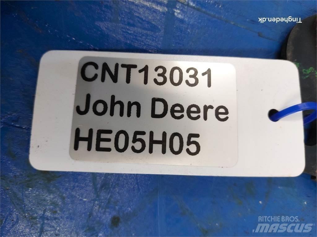 John Deere S670 Розсіювачі солі та піску