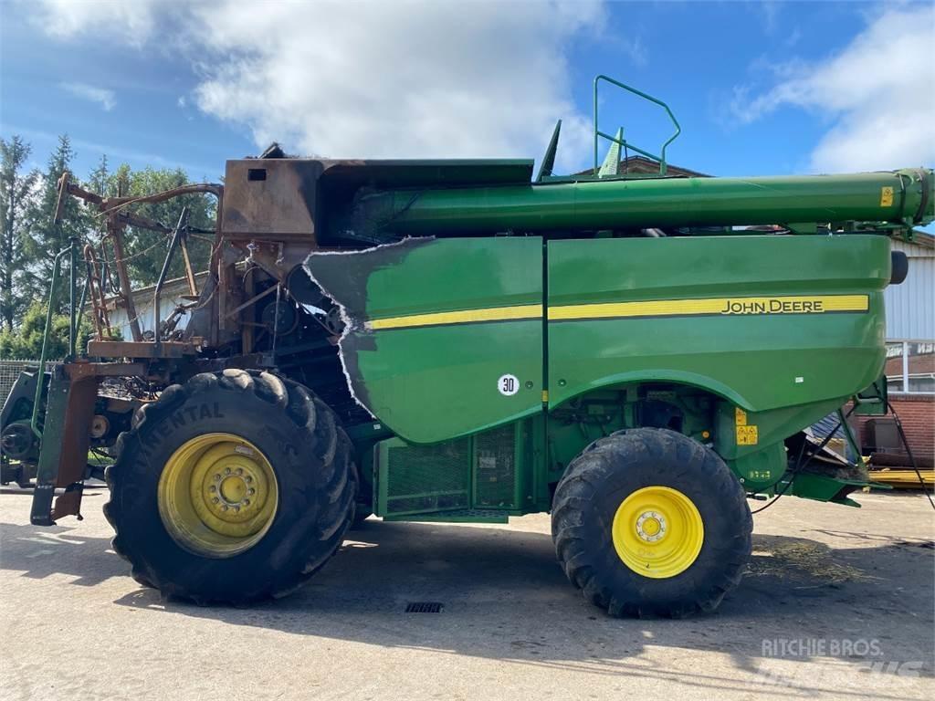 John Deere S670I Зернозбиральні комбайни