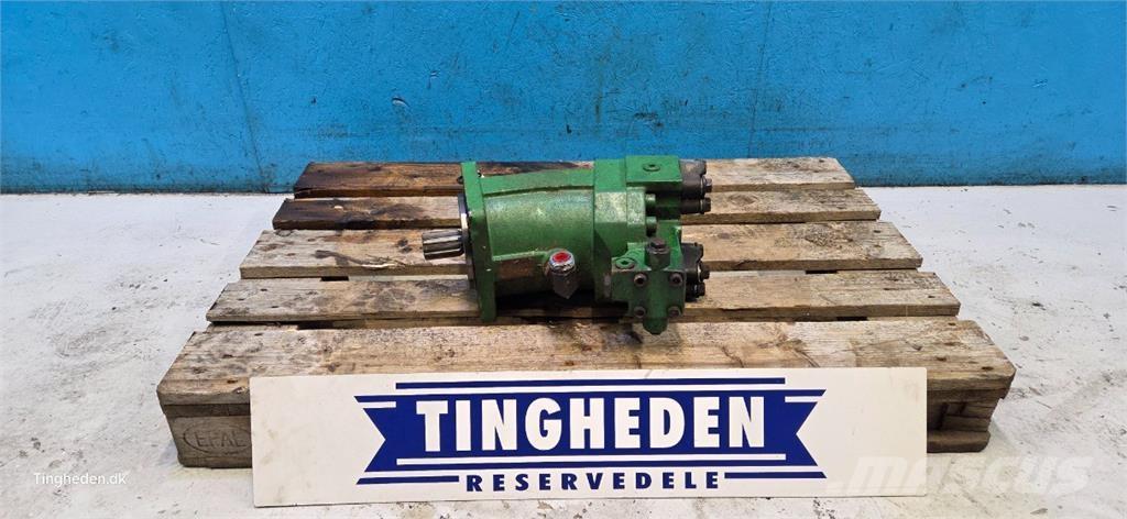 John Deere S690 Гідравліка