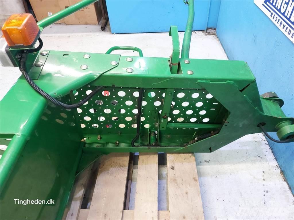 John Deere T660I Кабіна
