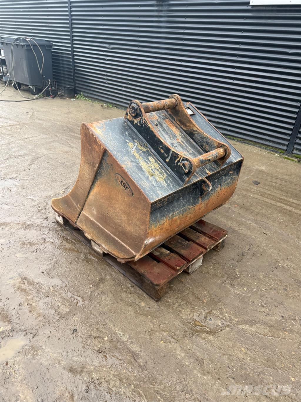 JST skovl Ковші