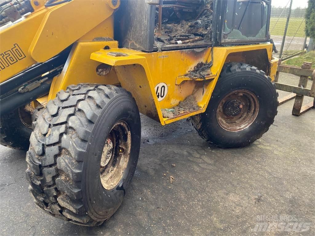 Kramer 521 Фронтальні навантажувачі