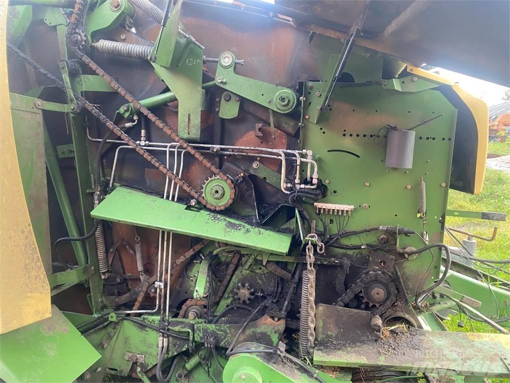 Krone CV150 XC Рулонні прес-підбирачі