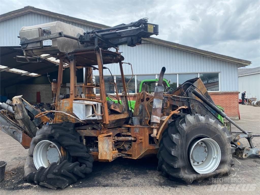 Lännen 8600C Екскаватори-навантажувачі