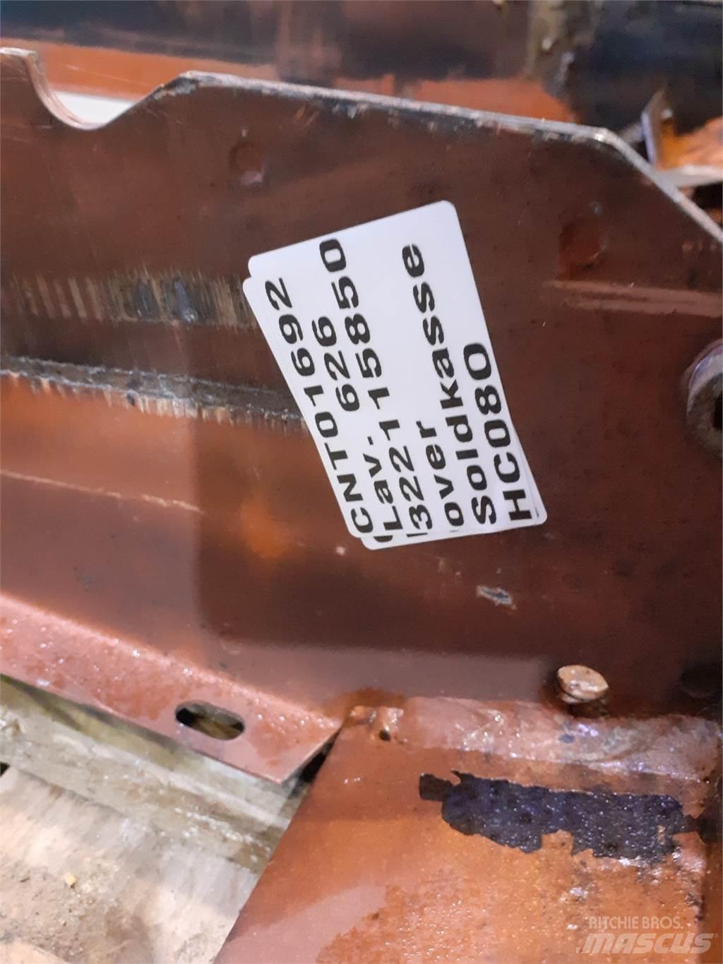 Laverda 626 Розсіювачі солі та піску