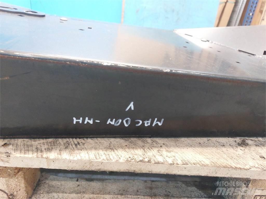 MacDon D60 Додаткове обладнання для збиральних комбайнів