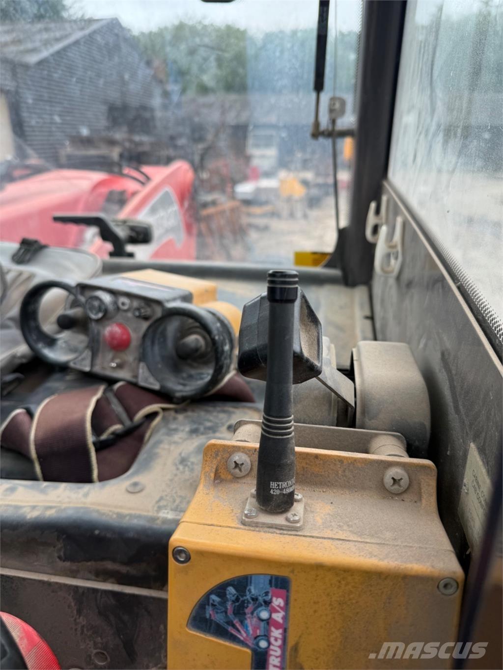 Manitou MT1840 Телескопічні навантажувачі