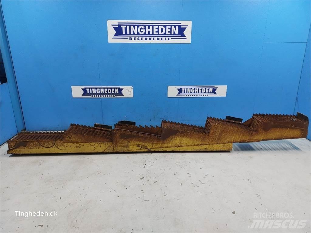 New Holland 1545 Додаткове обладнання для збиральних комбайнів