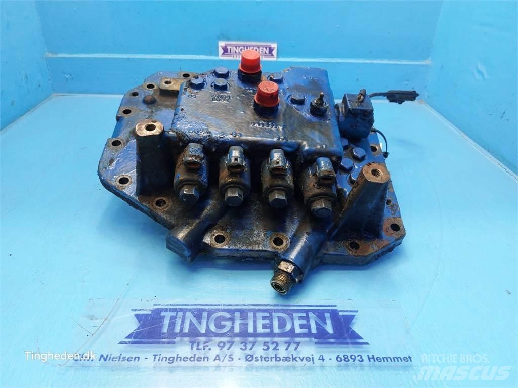 New Holland 6640 Коробка передач